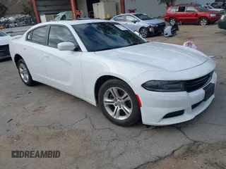 2019 Dodge Charger SXT z VIN 2C3CDXBG4KH657374, wystawiony jako IAAI lot #41527914 z przebiegiem 125 464 mil mil oraz . Historia ofert i sprzedaży dostępna na DreamBid. Obrazek 1.