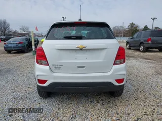 2018 Chevrolet Trax LS with VIN KL7CJNSB5JB713243, listed as a IAAI auction lot 41812654 with 92,901 mi miles. Bid and sale history available at carsss.com. Image 16.