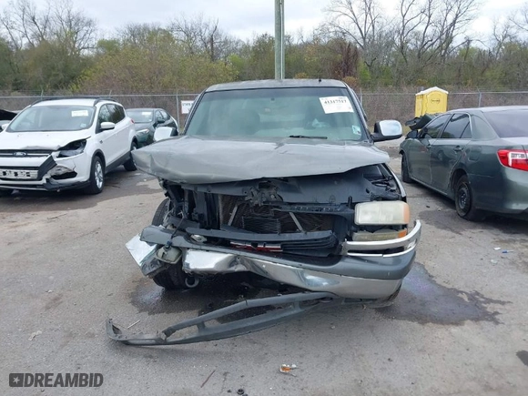 2002 GMC Sierra 1500 SLE with VIN 2GTEC19T121214213, listed as a IAAI auction lot 41317517 with 209,031 mi miles. Bid and sale history available at carsss.com. Image 12.