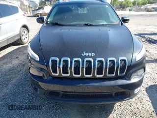 2016 Jeep Cherokee Latitude with VIN 1C4PJMCB2GW236835, listed as a IAAI auction lot 42698119 with 111,985 mi miles and . Bid and sale history available at DreamBid. Image 12.