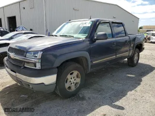 2005 Chevrolet Silverado 1500 LS with VIN 2GCEK13T551363305, listed as a Copart auction lot 45671335 with 179,592 mi miles and Non Repairable. Bid and sale history available at carsss.com. Image 1.