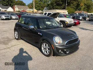 2011 MINI Hardtop S with VIN WMWSV3C57BTY11344, listed as a Copart auction lot 75827444 with 81,874 mi miles and Clean Title. Bid and sale history available at DreamBid. Image 1.