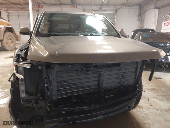 2017 Chevrolet Tahoe LT with VIN 1GNSCBKC8HR397846, listed as a IAAI auction lot 41549432 with 96,952 mi miles. Bid and sale history available at carsss.com. Image 6.