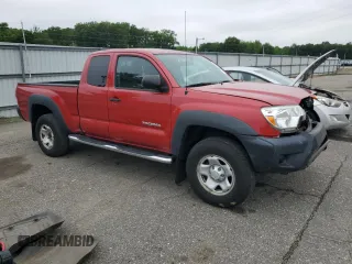 2015 Toyota Tacoma PreRunner with VIN 5TFTX4GNXFX045089, listed as a Copart auction lot 61081205 with 59,153 mi miles and Salvage title. Bid and sale history available at DreamBid. Image 4.