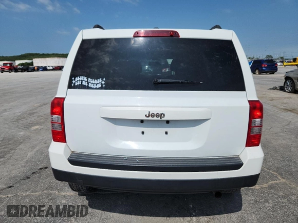 2017 Jeep Patriot Sport SE with VIN 1C4NJPBA7HD122697, listed as a Copart auction lot 57987315 with 136,757 mi miles and Salvage title. Bid and sale history available at DreamBid. Image 6.