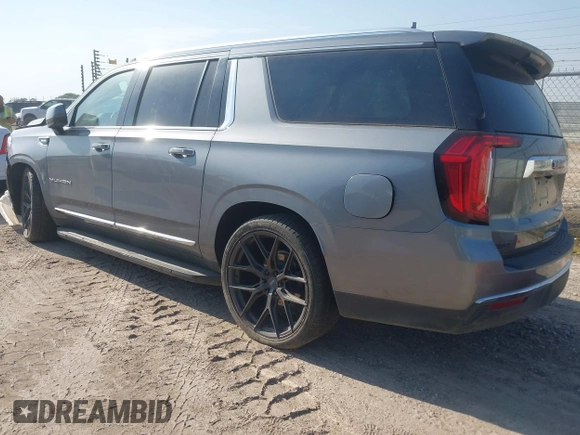 2022 GMC Yukon XL SLT with VIN 1GKS2GKT3NR233736, listed as a IAAI auction lot 37293147 with 27,196 mi miles. Bid and sale history available at carsss.com. Image 3.