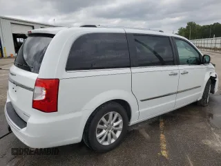 2016 Chrysler Town & Country Limited Platinum with VIN 2C4RC1GG3GR119863, listed as a Copart auction lot 71762174 with 104,555 mi miles and Salvage Title. Bid and sale history available at carsss.com. Image 3.