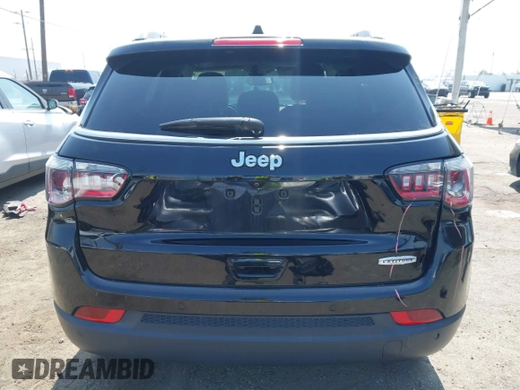 2020 Jeep Compass Latitude z VIN 3C4NJCBB0LT258657, wystawiony jako IAAI lot #42599084 z przebiegiem 29 997 mil mil oraz . Historia ofert i sprzedaży dostępna na DreamBid. Obrazek 17.
