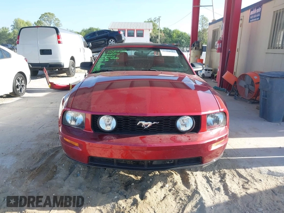 2007 Ford Mustang GT Deluxe with VIN 1ZVHT85HX75286862, listed as a IAAI auction lot 42168563 with 108,446 mi miles and . Bid and sale history available at DreamBid. Image 13.