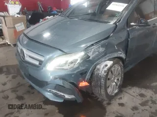 2014 Mercedes-Benz B Electric Drive with VIN WDDVP9AB5EJ002890, listed as a IAAI auction lot 41562124 with 71,108 mi miles and . Bid and sale history available at DreamBid. Image 6.