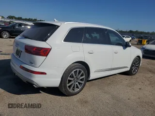 2017 Audi Q7 Prestige with VIN WA1VAAF74HD040786, listed as a Copart auction lot 54548385 with 111,233 mi miles and Salvage title. Bid and sale history available at DreamBid. Image 3.