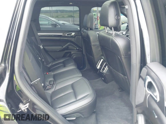 2016 Porsche Cayenne with VIN WP1AA2A28GLA10621, listed as a IAAI auction lot 42375924 with 70,815 mi miles and . Bid and sale history available at DreamBid. Image 8.