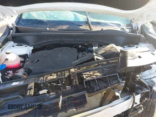 2024 Kia Sorento S z VIN 5XYRL4JCXRG273002, wystawiony jako IAAI lot #42092542 z przebiegiem 8444 mil mil oraz . Historia ofert i sprzedaży dostępna na DreamBid. Obrazek 10.