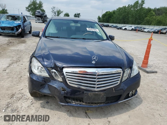 2011 Mercedes-Benz E 350 Luxury with VIN WDDHF8HB8BA346757, listed as a Copart auction lot 60287095 with 112,616 mi miles and Salvage title. Bid and sale history available at DreamBid. Image 5.