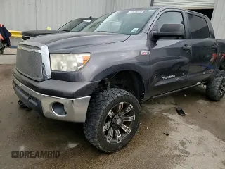 2013 Toyota Tundra с VIN 5TFDW5F13DX297551, выставлен на аукционе Copart как лот 51638505 с пробегом 116 812 миль миль и Списание • Salvage title. История ставок и продаж доступна на DreamBid. Изображение 13.