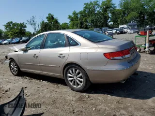 2006 Hyundai Azera SE with VIN KMHFC46F46A034316, listed as a Copart auction lot 61857655 with 203,011 mi miles and Salvage title. Bid and sale history available at DreamBid. Image 2.
