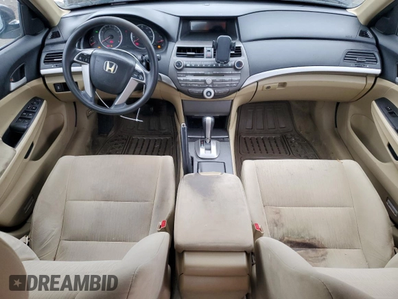 2011 Honda Accord LX z VIN 1HGCP2F30BA038655, wystawiony jako Copart lot #52474805 z przebiegiem 154 993 mil mil oraz Czysty tytuł • Clean title. Historia ofert i sprzedaży dostępna na DreamBid. Obrazek 8.