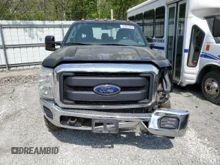2016 Ford F-250 Lariat z VIN 1FT7W2BTXGEA11021, wystawiony jako Copart lot #53807905 z przebiegiem 230 914 mil mil oraz Szkoda całkowita • Salvage title. Historia ofert i sprzedaży dostępna na DreamBid. Obrazek 5.