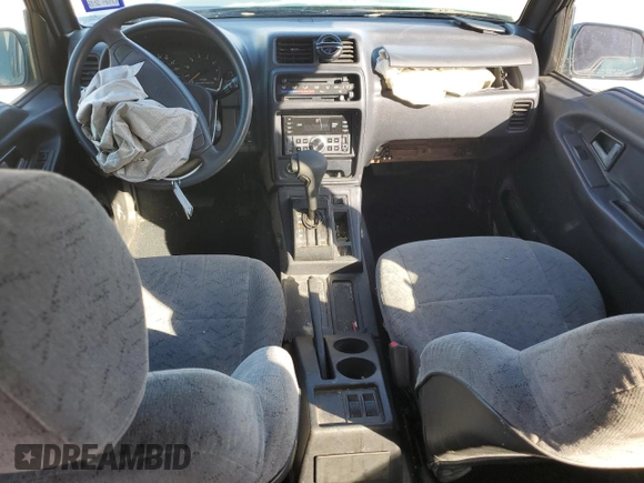 1996 Geo Tracker z VIN 2CNBE1363T6921541, wystawiony jako Copart lot #81647384 z przebiegiem 61 806 mil mil oraz Szkoda całkowita • Salvage title. Historia ofert i sprzedaży dostępna na DreamBid. Obrazek 8.