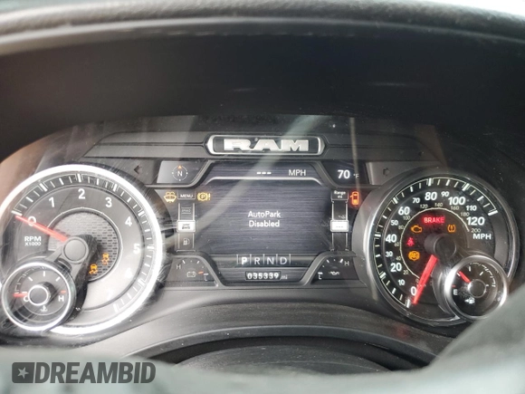 2022 Ram 1500 Big Horn with VIN 1C6SRFFT3NN318490, listed as a Copart auction lot 59371225 with 35,339 mi miles and Salvage title. Bid and sale history available at DreamBid. Image 9.