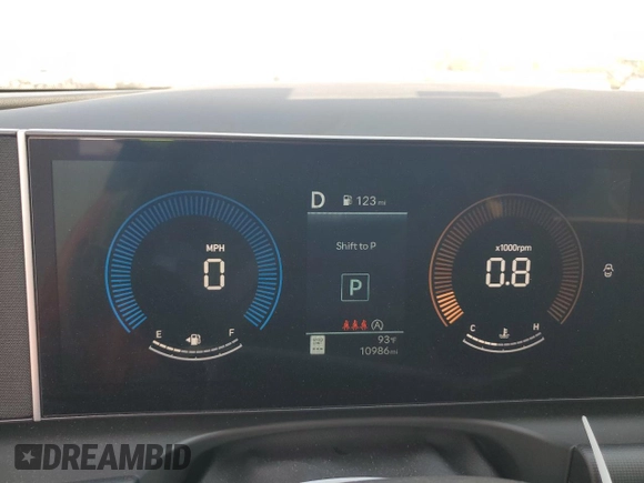 2025 Hyundai Tucson SEL with VIN 5NMJB3DE8SH481267, listed as a Copart auction lot 54500005 with 10,986 mi miles and Salvage Title. Bid and sale history available at DreamBid. Image 9.