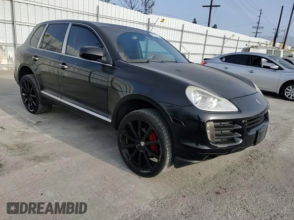 2010 Porsche Cayenne z VIN WP1AA2AP0ALA01057, wystawiony jako Copart lot #86414274 z przebiegiem 145 190 mil mil oraz Szkody całkowita. Historia ofert i sprzedaży dostępna na DreamBid. Obrazek 12.