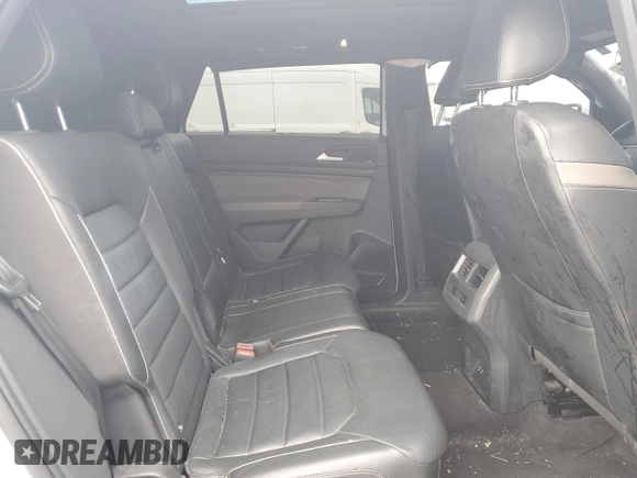 2023 Volkswagen Atlas SEL Premium R-Line with VIN 1V2FE2CAXPC200869, listed as a Copart auction lot 50109995 with 55,710 mi miles and Salvage title. Bid and sale history available at DreamBid. Image 10.
