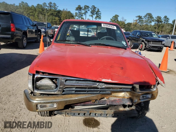1992 Toyota Pickup DLX z VIN JT4RN93P1N5060207, wystawiony jako Copart lot #82868564 z przebiegiem 231 088 mil mil oraz Szkoda całkowita • Salvage title. Historia ofert i sprzedaży dostępna na DreamBid. Obrazek 5.