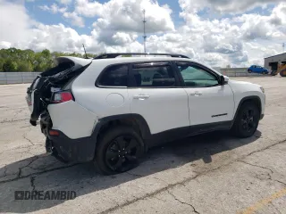 2021 Jeep Cherokee Latitude Plus z VIN 1C4PJMLB2MD205415, wystawiony jako Copart lot #55492645 z przebiegiem 62 958 mil mil oraz Szkoda całkowita • Salvage title. Historia ofert i sprzedaży dostępna na DreamBid. Obrazek 3.