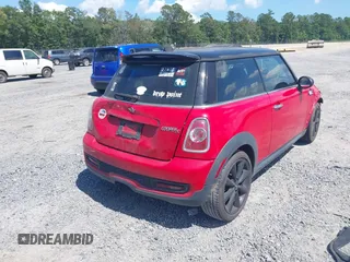 2013 MINI Hardtop S with VIN WMWSV3C50DT476088, listed as a IAAI auction lot 42534717 with 130,565 mi miles and . Bid and sale history available at DreamBid. Image 4.
