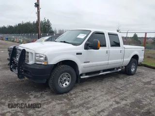 2003 Ford Super Duty F-250 XL with VIN 1FTNW21P63EB35955, listed as a IAAI auction lot 41723586 with 323,973 mi miles. Bid and sale history available at carsss.com. Image 18.