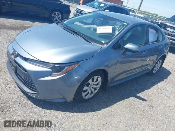 2023 Toyota Corolla LE z VIN JTDB4MEE7PJ002731, wystawiony jako IAAI lot #42155242 z przebiegiem 53 394 mil mil oraz . Historia ofert i sprzedaży dostępna na DreamBid. Obrazek 2.