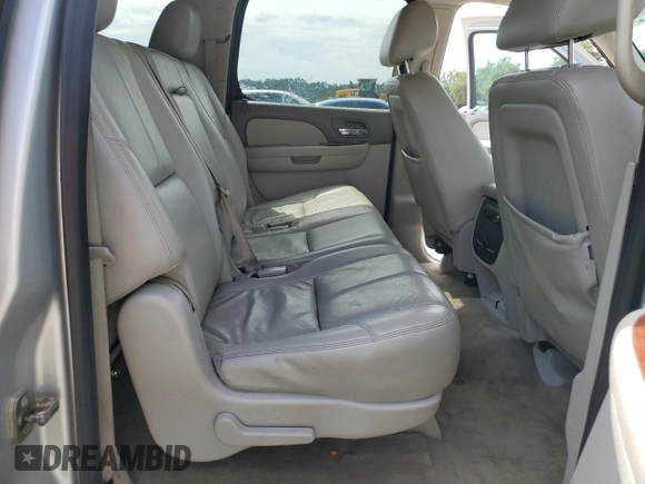 2014 Chevrolet Suburban LT with VIN 1GNSCJE05ER236491, listed as a Copart auction lot 70175244 with 216,369 mi miles and Clean Title. Bid and sale history available at carsss.com. Image 11.