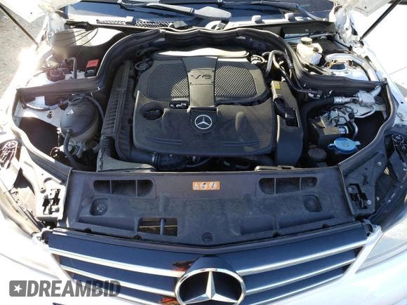 2013 Mercedes-Benz C 300 Sport with VIN WDDGF8AB1DG079449, listed as a Copart auction lot 48121915 with 103,766 mi miles and Clean Title. Bid and sale history available at DreamBid. Image 12.