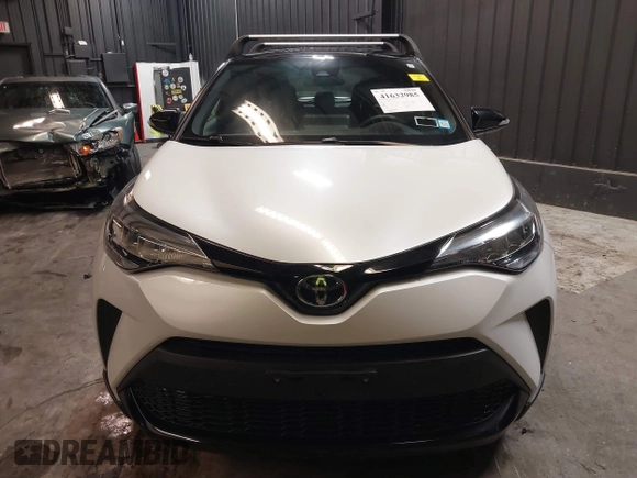 2022 Toyota C-HR XLE with VIN JTNKHMBX8N1136201, listed as a IAAI auction lot 41632985 with 16,278 mi miles. Bid and sale history available at carsss.com. Image 12.
