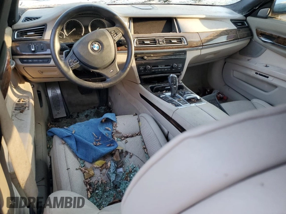 2013 BMW 7 Series 750i with VIN WBAYA8C50DC996469, listed as a Copart auction lot 41450395 with 17,504 mi miles and Non repairable. Bid and sale history available at DreamBid. Image 8.