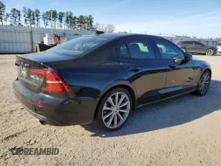 2020 Volvo S60 Momentum with VIN 7JR102FK3LG041969, listed as a Copart auction lot 37099794 with 40,524 mi miles. Bid and sale history available at carsss.com. Image 3.
