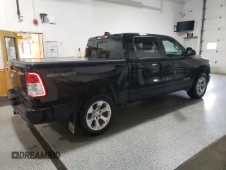 2021 Ram 1500 Big Horn z VIN 1C6SRFFT1MN804715, wystawiony jako Copart lot #59614715 z przebiegiem 66 735 mil mil oraz Czysty tytuł • Clean title. Historia ofert i sprzedaży dostępna na DreamBid. Obrazek 3.