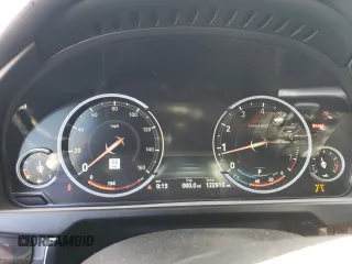 2015 BMW X6 xDrive50i with VIN 5UXKU6C53F0F94035, listed as a Copart auction lot 49604204 with 122,910 mi miles and Salvage Title. Bid and sale history available at carsss.com. Image 9.