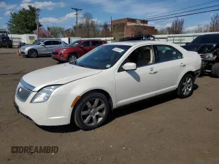 2010 Mercury Milan Premier z VIN 3MEHM0JA9AR620795, wystawiony jako Copart lot #54304525 z przebiegiem 127 422 mil mil oraz Szkody całkowita. Historia ofert i sprzedaży dostępna na DreamBid. Obrazek 1.
