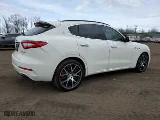2017 Maserati Levante S with VIN ZN661YUS6HX217541, listed as a Copart auction lot 48803675 with 82,605 mi miles and Salvage Title. Bid and sale history available at carsss.com. Image 3.