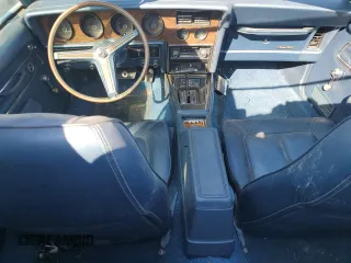1972 Mercury Cougar z VIN 2F94H510282, wystawiony jako Copart lot #68174634 z przebiegiem 61 692 mil mil oraz Szkody całkowita. Historia ofert i sprzedaży dostępna na DreamBid. Obrazek 8.