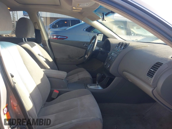 2007 Nissan Altima S with VIN 1N4AL21E97C199596, listed as a IAAI auction lot 41880234 with 170,155 mi miles and . Bid and sale history available at DreamBid. Image 5.