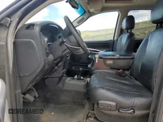 2005 Dodge 1500 SLT z VIN 1D7HU18D95S240346, wystawiony jako Copart lot #56873935 z przebiegiem 306 734 mil mil oraz Szkoda całkowita • Salvage title. Historia ofert i sprzedaży dostępna na DreamBid. Obrazek 7.