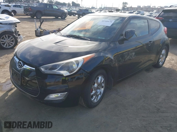 2013 Hyundai Veloster w/Gray Int with VIN KMHTC6AD1DU141372, listed as a IAAI auction lot 41349170 with 1 mi miles. Bid and sale history available at carsss.com. Image 2.