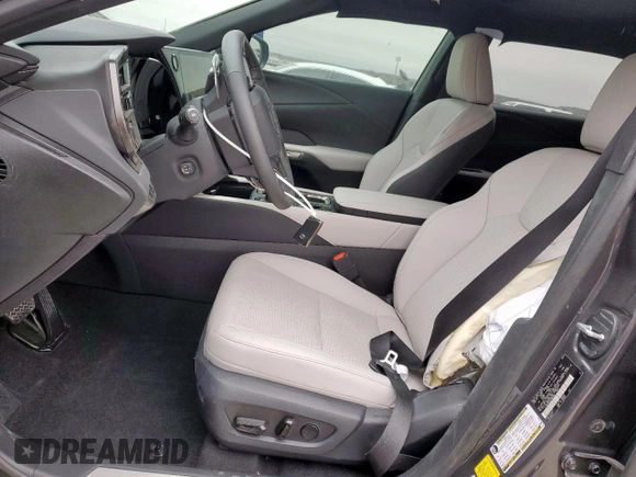 2024 Lexus RX 350 with VIN 2T2BAMCA3RC084590, listed as a Copart auction lot 46124925 with 5,064 mi miles and Clean Title. Bid and sale history available at DreamBid. Image 7.