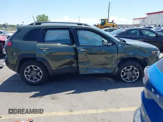 2021 Jeep Cherokee Trailhawk с VIN 1C4PJMBX9MD142777, выставлен на аукционе IAAI как лот 42363454 с пробегом 47 004 миль миль и . История ставок и продаж доступна на DreamBid. Изображение 13.