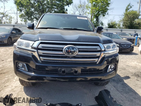 2021 Toyota Land Cruiser z VIN JTMCY7AJ9M4101638, wystawiony jako Copart lot #49609434 z przebiegiem 58 817 mil mil oraz Szkoda całkowita • Salvage title. Historia ofert i sprzedaży dostępna na DreamBid. Obrazek 5.