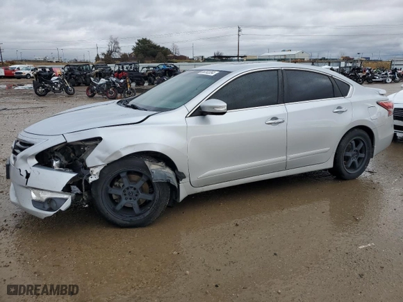 2015 Nissan Altima 2.5 S with VIN 1N4AL3AP9FN870114, listed as a Copart auction lot 86392354 with 134,435 mi miles and Salvage Title. Bid and sale history available at carsss.com. Image 1.