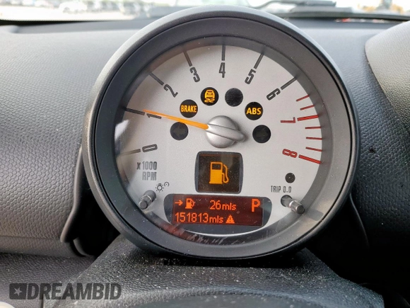 2014 MINI Countryman S with VIN WMWZC3C53EWT01161, listed as a Copart auction lot 50586965 with 151,813 mi miles and Salvage Title. Bid and sale history available at DreamBid. Image 9.